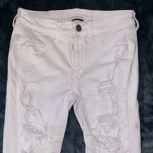 American Eagle Outfitters Women's White Distressed Skinny Jeans